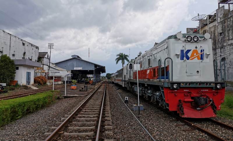 PT KAI Ubah Jadwal Perjalanan Kereta Api Mulai 1 Juli, Berikut Daftarnya!