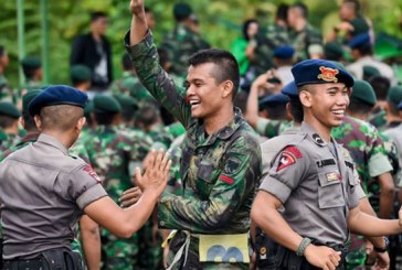 Bahas RUU TNI-Polri, Pemerintah-DPR Jangan Tutup Telinga