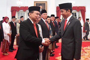 Dirjen Aptika Mundur, PDIP: Harusnya Jokowi Pecat Menkominfo