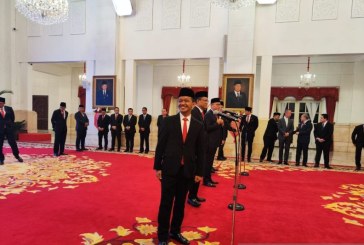 Jokowi Lantik Bahlil Lahadalia sebagai Menteri ESDM