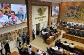 DPR Manipulasi Putusan MK, Warganet Bereaksi