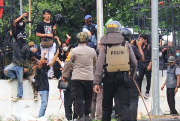 Kepolisian Kerahkan 1.293 Personel Gabungan untuk Amankan Aksi di Depan KPU RI