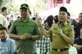 Gubernur Sugianto Gratiskan Paket Sembako untuk Mahasiswa di Sampit