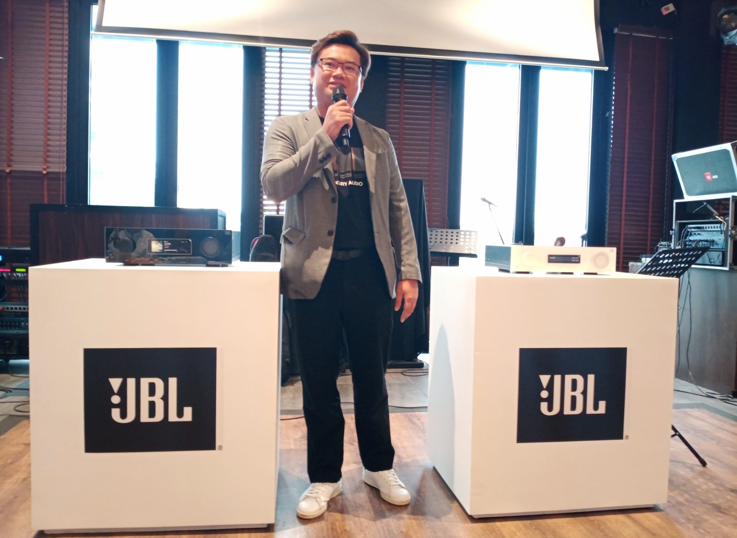 JBL Luncurkan Home Theater Berkualitas Tinggi untuk Penggemar Musik dan Film