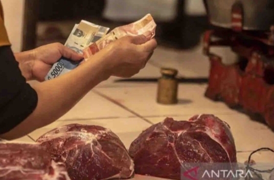 Bapanas: Harga Pangan 24 Oktober Naik, Daging Sapi Jadi Rp136.480 per Kg